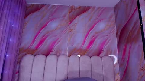 Cloe  Stanfort online show from 25, 3, 2026