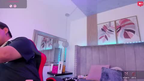 Cloe x Billy online show from 5, 2, 2026