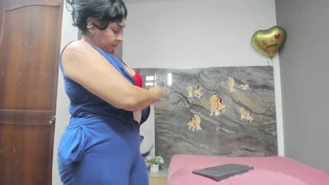 Snapshot of cloee_rabbyt chatting on 5, 2, 2025 CLOE online show from 5, 2, 2025