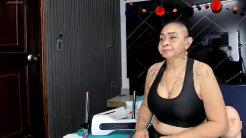 Snapshot of cloee_rabbyt chatting on 7, 11, 2025 CLOE online show from 7, 11, 2025