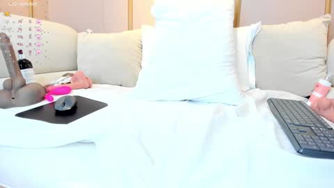 Snapshot of cloehap chatting on 4, 12, 2024 Cloe online show from 4, 12, 2024