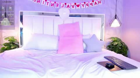 Snapshot of cloeharp chatting on 13, 2, 2025 Cloe Harp online show from 13, 2, 2025