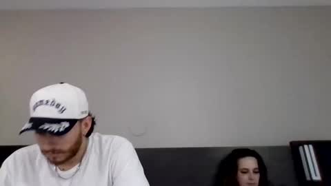 Snapshot of cloudyydayzz chatting on 24, 4, 2026 tallhungandcloudy online show from 24, 4, 2026