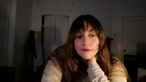 Snapshot of clover_tully chatting on 6, 2, 2026 Clover online show from 6, 2, 2026