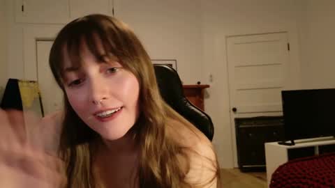 Snapshot of clover_tully chatting on 15, 2, 2026 Clover online show from 15, 2, 2026