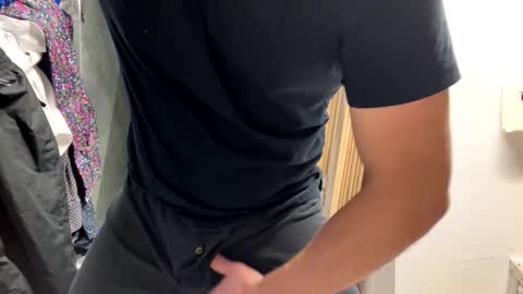 Snapshot of clovershit1 chatting on 15, 11, 2025 clovershit1 online show from 15, 11, 2025