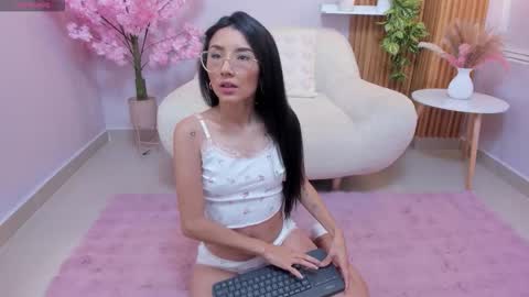 Eilyn online show from 13, 10, 2025