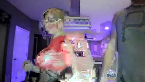 Snapshot of cmac343 chatting on 14, 12, 2025 cmac343 online show from 14, 12, 2025