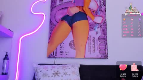 Snapshot of cmila0713 chatting on 4, 12, 2025 cmila0713 online show from 4, 12, 2025