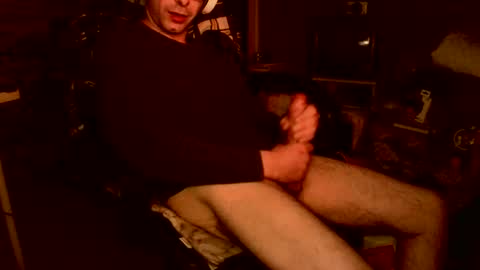 Snapshot of cochar102 chatting on 4, 10, 2025 Cochar102 online show from 4, 10, 2025