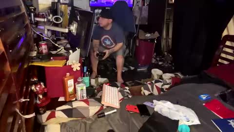 Snapshot of cock_n_creamz_n_wet_dreamz chatting on 19, 12, 2024 COCK N CREAMZ WET DREAMZ online show from 19, 12, 2024