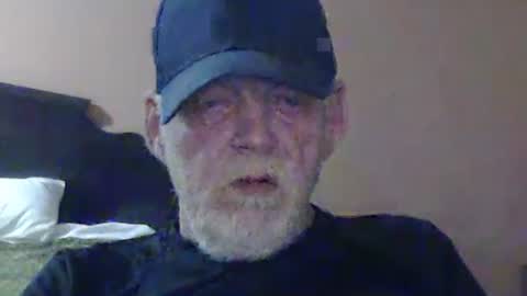 cockreadynow4u online show from 3, 11, 2025