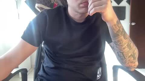 Snapshot of cockzilla1900 chatting on 18, 2, 2025 cockzilla1900 online show from 18, 2, 2025