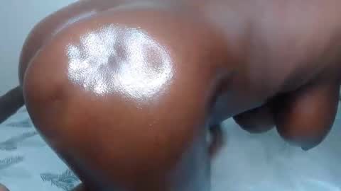 Snapshot of cocoa_devine chatting on 22, 3, 2026 cocoa_devine online show from 22, 3, 2026