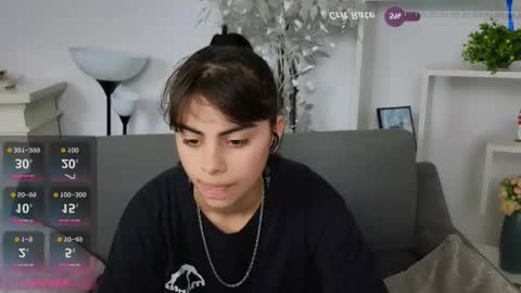 Olivia online show from 17, 10, 2025