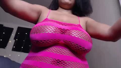 Big Titty Leara online show from 16, 1, 2025