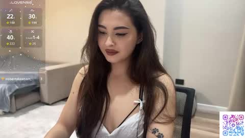 Snapshot of coffee_wihtout_milk chatting on 24, 4, 2026 Yumi online show from 24, 4, 2026