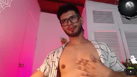 Snapshot of colby_smit chatting on 22, 10, 2025 Colby online show from 22, 10, 2025