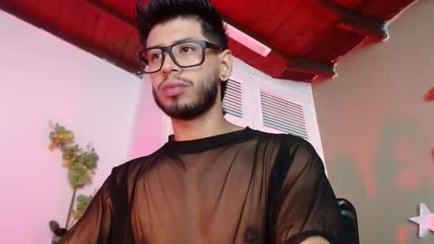 Snapshot of colby_smit chatting on 17, 11, 2025 Colby online show from 17, 11, 2025