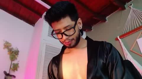 Snapshot of colby_smit chatting on 22, 11, 2025 Colby online show from 22, 11, 2025