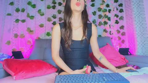 Snapshot of colett_hall chatting on 30, 9, 2025 colett online show from 30, 9, 2025