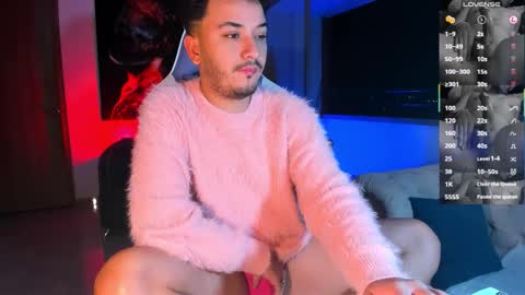 Snapshot of collage_hot25 chatting on 4, 11, 2025 javier online show from 4, 11, 2025