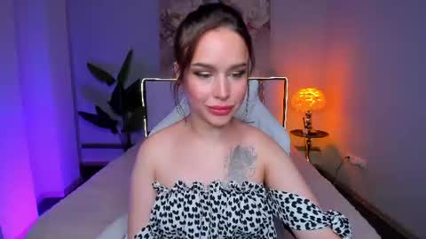 Snapshot of colleenbowen chatting on 13, 6, 2026 Tina online show from 13, 6, 2026