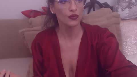 Snapshot of college_dream_bbw chatting on 2, 6, 2026 Maddison online show from 2, 6, 2026