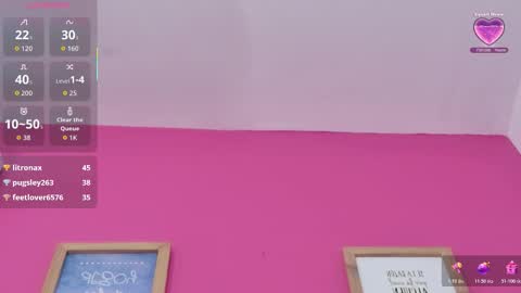 Snapshot of collegepawglovedaddy chatting on 25, 11, 2025 MEGAN online show from 25, 11, 2025