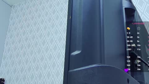  GRETCHEN  online show from 5, 3, 2025