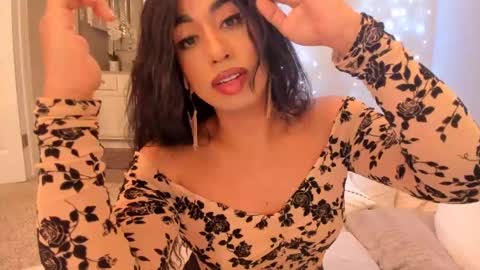    ........ Instagram  Lorysexys online show from 6, 12, 2024