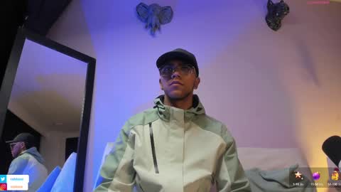 Snapshot of colstorw_ chatting on 3, 10, 2025 colstorw_ online show from 3, 10, 2025