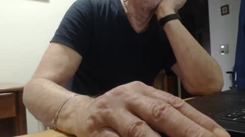 comemivuoi2 online show from 13, 4, 2026