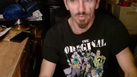 Nelson or ComicKing and sometime Peachy143 online show from 22, 2, 2025