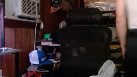 Nelson or ComicKing and sometime Peachy143 online show from 1, 12, 2025