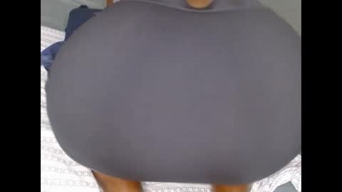 Snapshot of comicalcara chatting on 13, 12, 2025 Cara online show from 13, 12, 2025