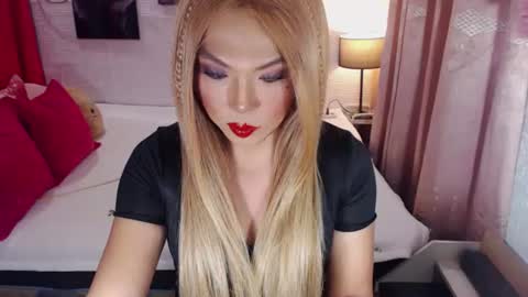 QUEEN SABRINA online show from 4, 7, 2026