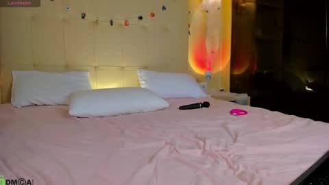 Snapshot of completee_fool chatting on 1, 11, 2025 completee_fool online show from 1, 11, 2025