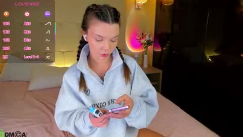 Snapshot of completee_fool chatting on 15, 11, 2025 completee_fool online show from 15, 11, 2025