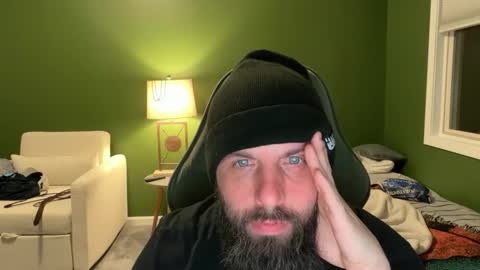 Snapshot of concentralized chatting on 5, 12, 2025 Matt online show from 5, 12, 2025