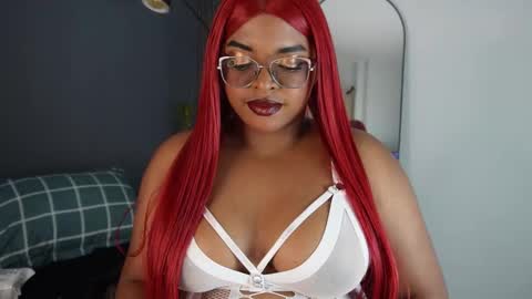 Snapshot of conielaurenth chatting on 11, 3, 2025 conielaurenth online show from 11, 3, 2025