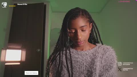   independent model online show from 25, 12, 2024