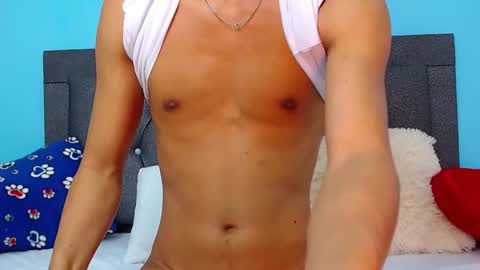 Snapshot of connor_garrett chatting on 20, 12, 2024 Connor online show from 20, 12, 2024