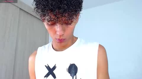 Snapshot of connor_garrett chatting on 22, 11, 2025 Connor online show from 22, 11, 2025