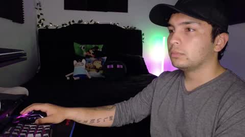 conor_taylor_ online show from 2, 12, 2025