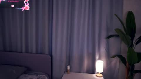 Hello im Sofia Welcme to my room .More hugs and kiss for you online show from 11, 10, 2025