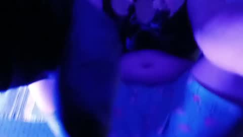 Snapshot of coolboybabe chatting on 1, 1, 2025 CoolBoyBabe online show from 1, 1, 2025