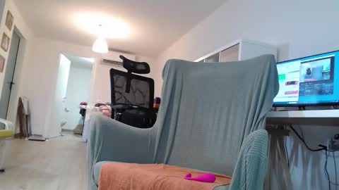 Snapshot of coolnerdguy79 chatting on 14, 9, 2025 coolnerdguy79 online show from 14, 9, 2025