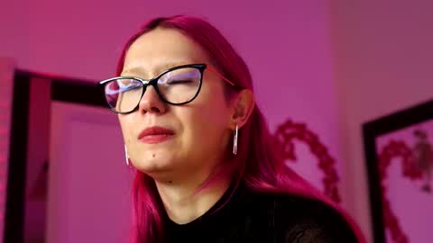 Ginger The Cringer online show from 16, 11, 2025