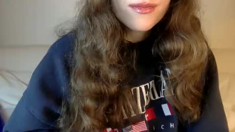 Snapshot of copperpearl chatting on 19, 12, 2024 CopperPearl online show from 19, 12, 2024